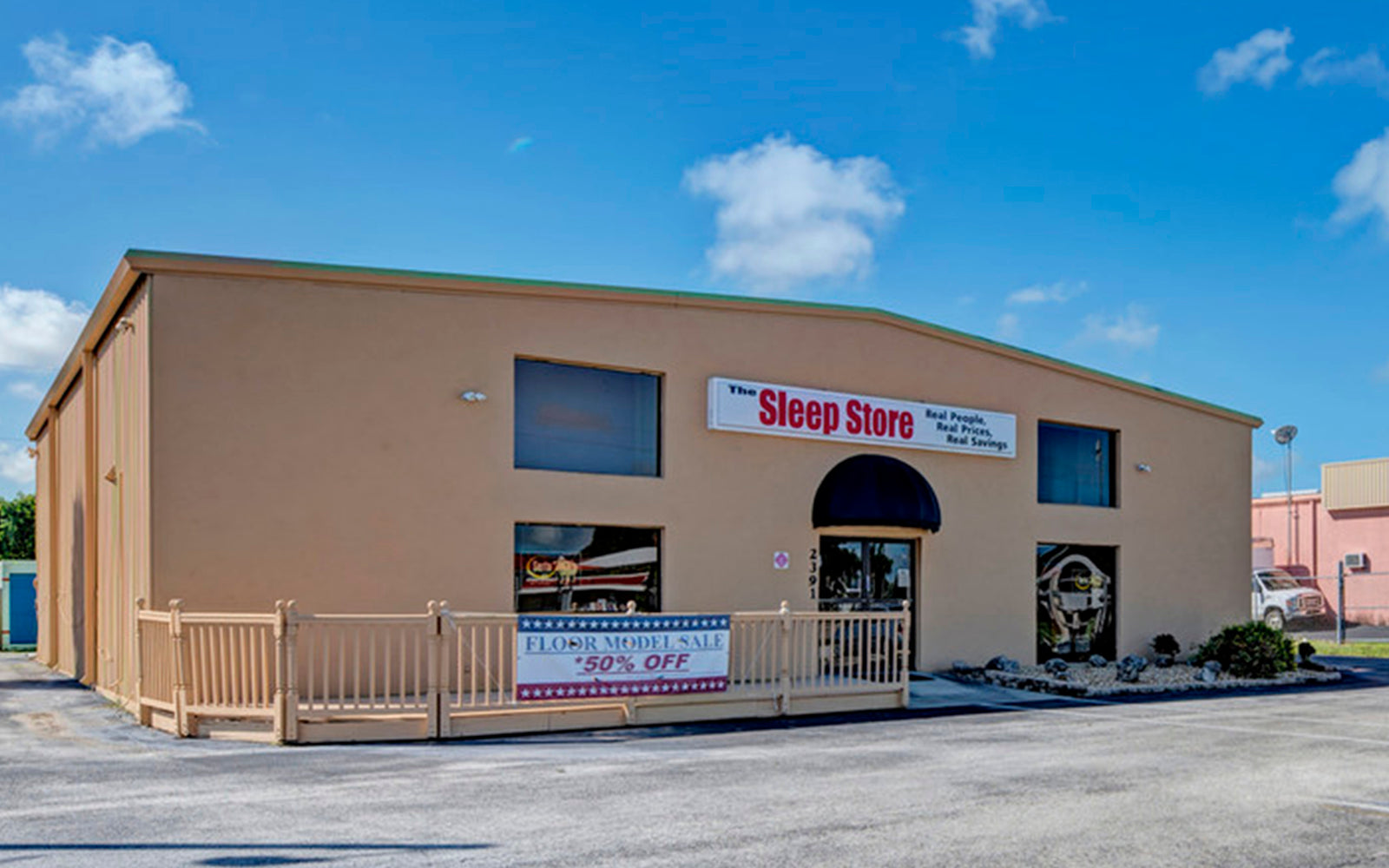 Harvest Green Mattress Experience Partner The Sleep Store Englewood, FL Try Your Mattress Before You Buy It